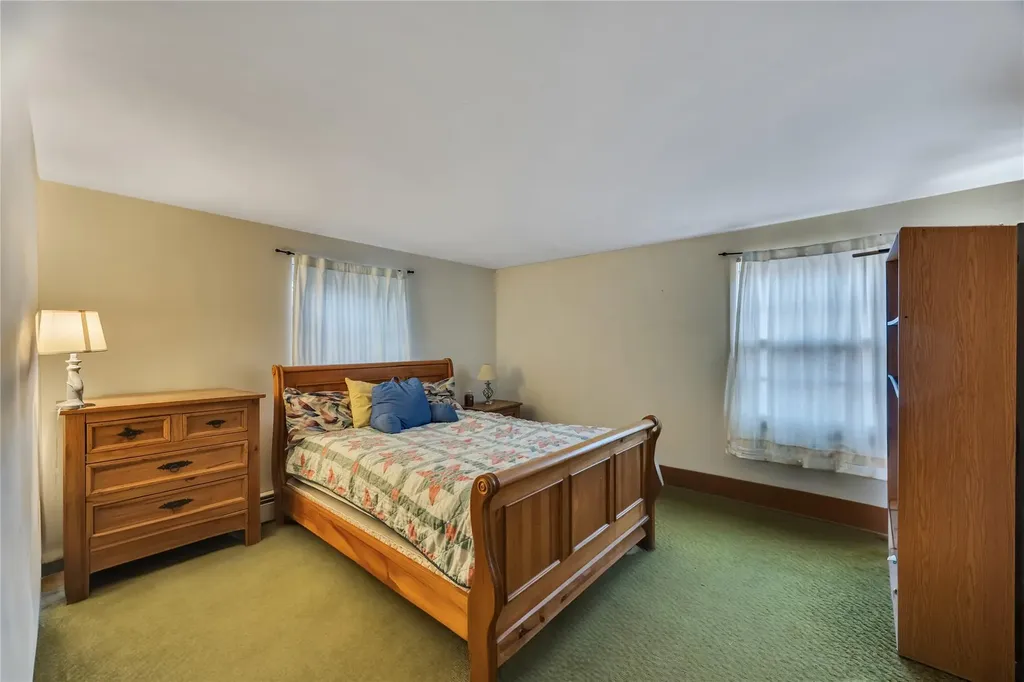 27 Wilmont Turn Coram NY 11727