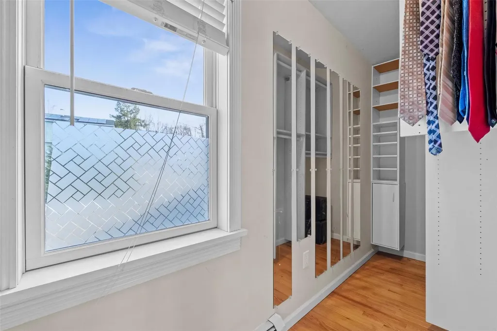 8 Glenwood Road Poughkeepsie NY 12603