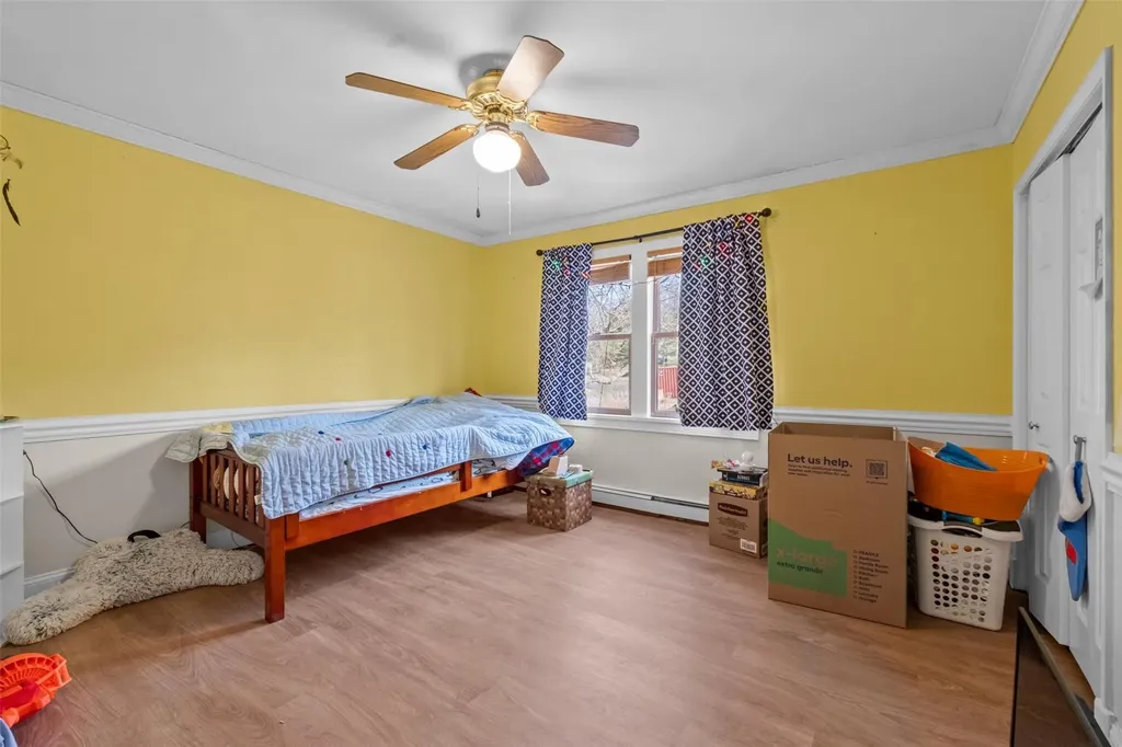 8 Glenwood Road Poughkeepsie NY 12603