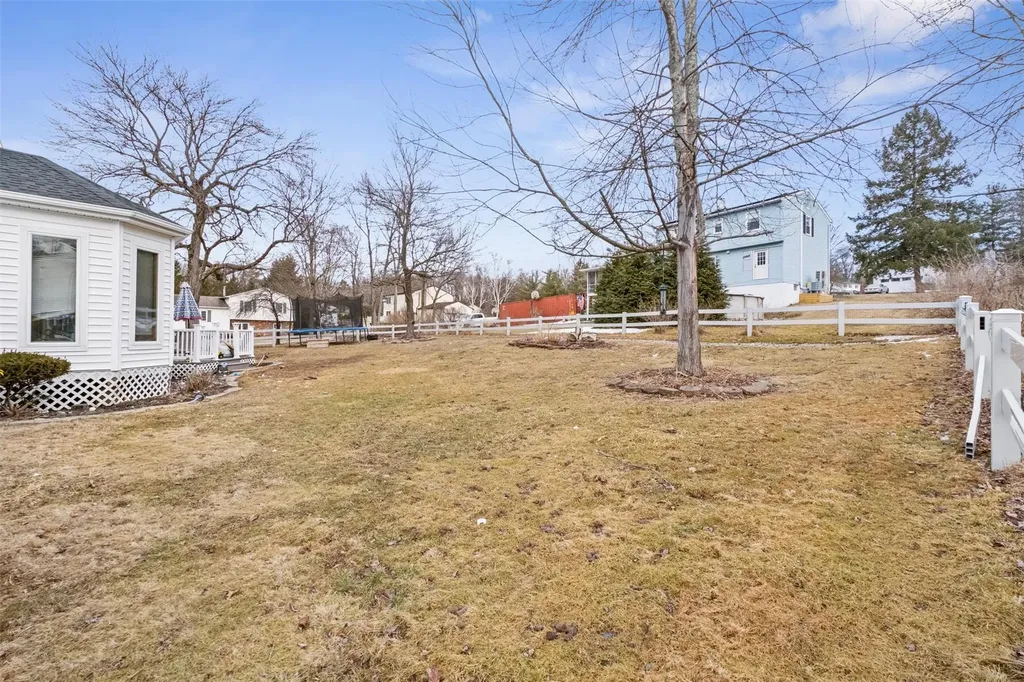 8 Glenwood Road Poughkeepsie NY 12603