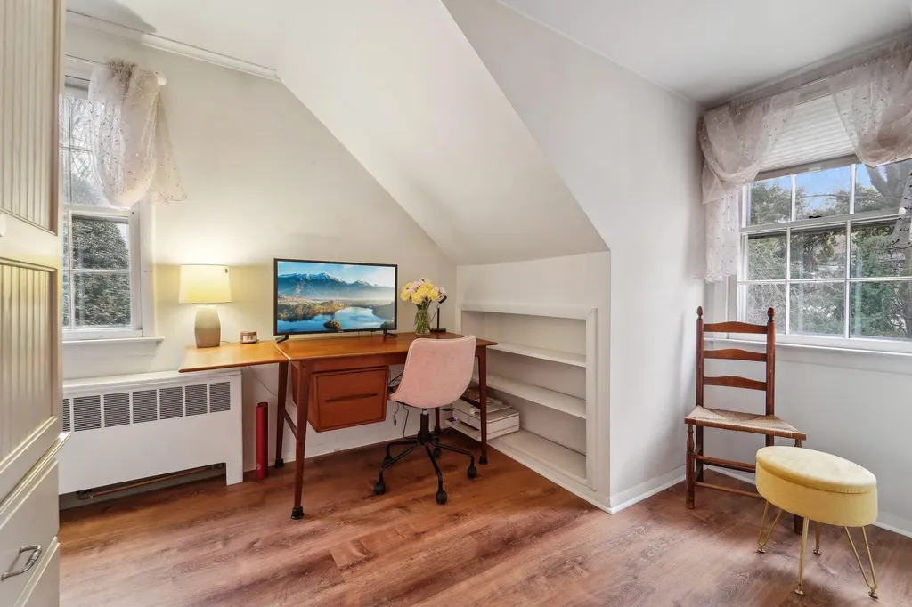 10 Wayside Drive White Plains NY 10607