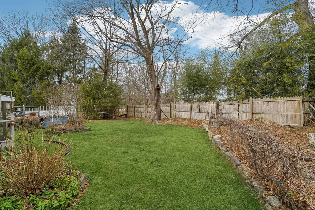 10 Wayside Drive White Plains NY 10607