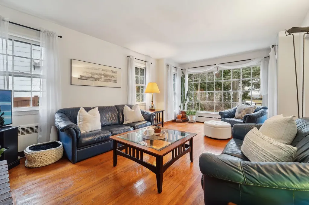 10 Wayside Drive White Plains NY 10607