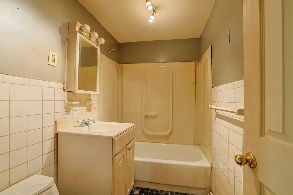 51 Glenwood Road Monroe NY 10950