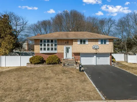 163 Albany Street Deer Park NY 11729