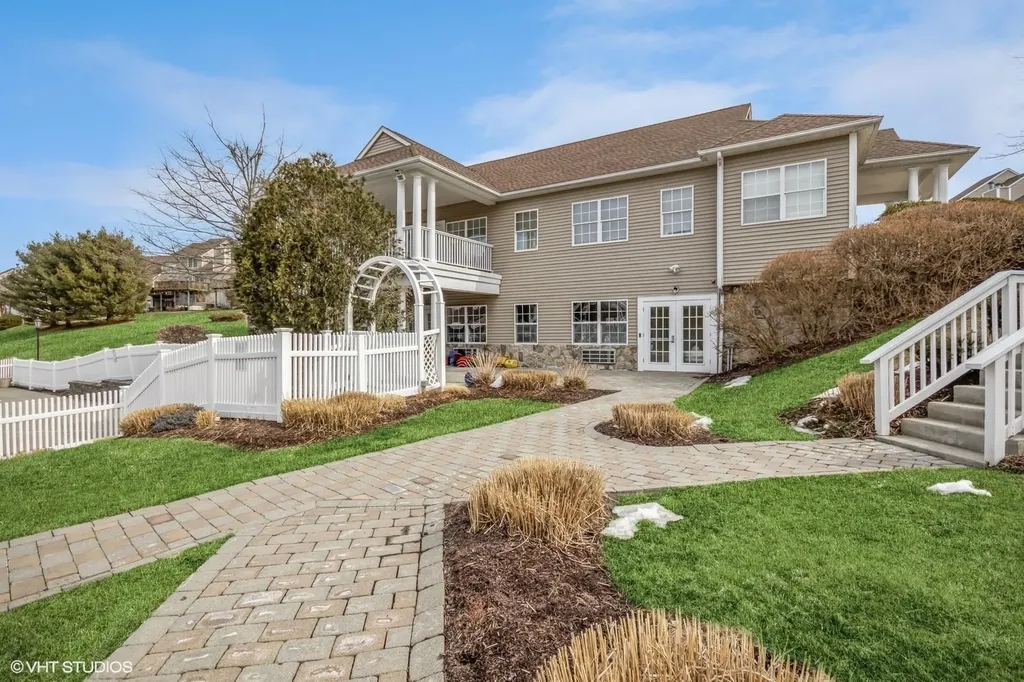 111 Sparrow Ridge Road Carmel NY 10512