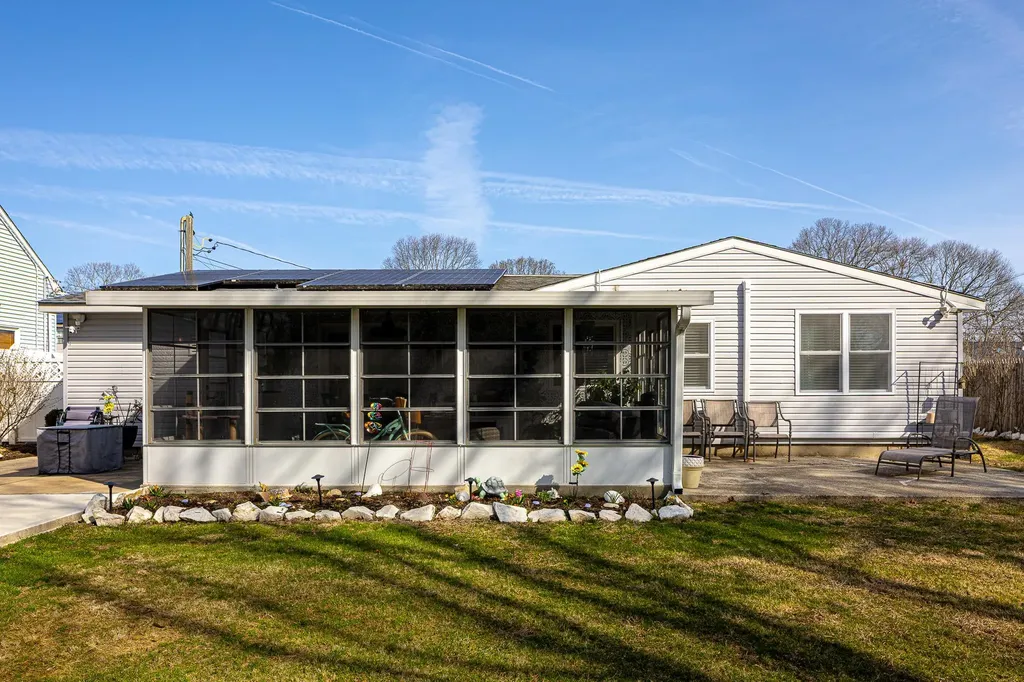 34 Appel Drive E Shirley NY 11967