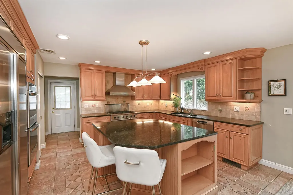 12 Winthrop Drive Dix Hills NY 11746