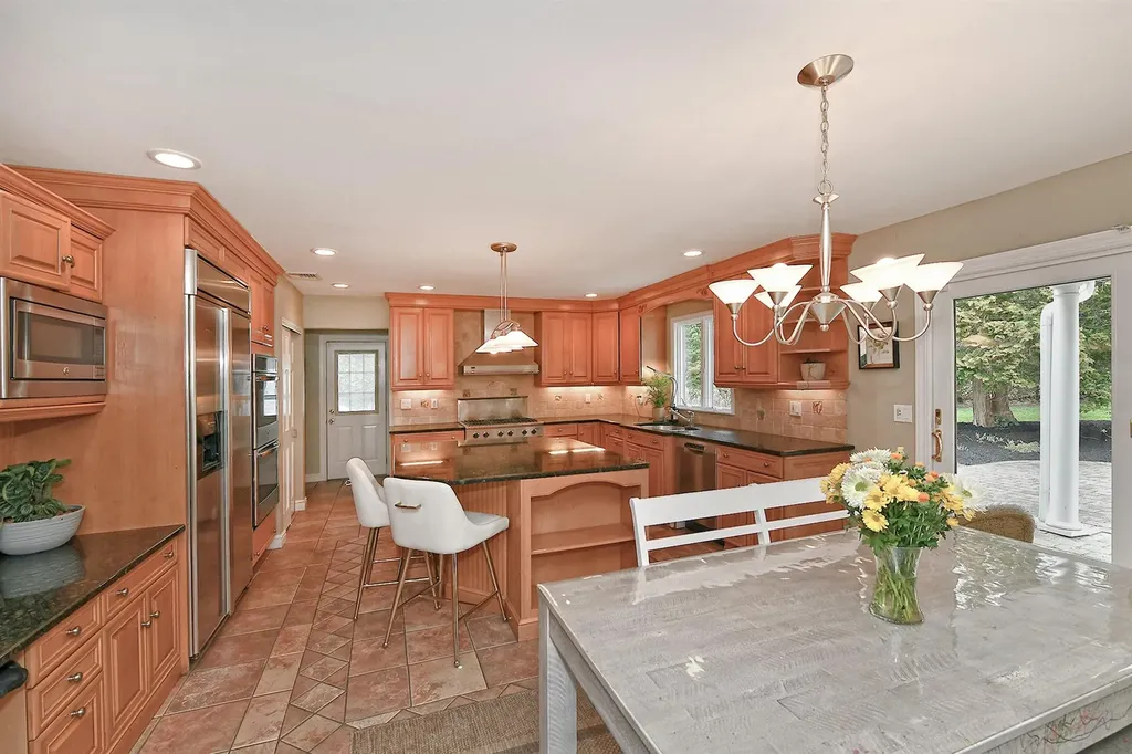 12 Winthrop Drive Dix Hills NY 11746
