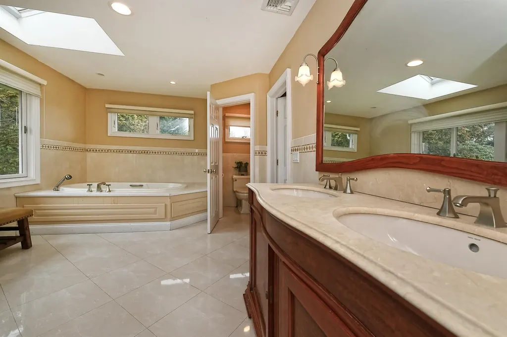 12 Winthrop Drive Dix Hills NY 11746