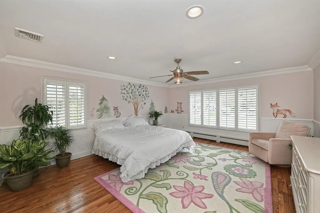 12 Winthrop Drive Dix Hills NY 11746