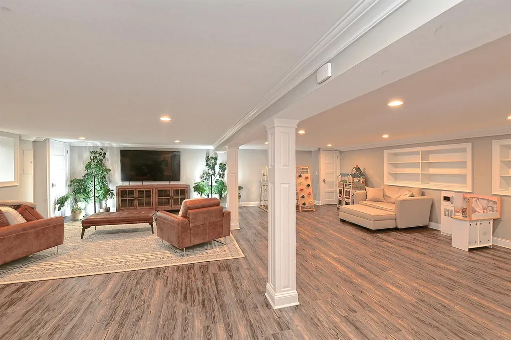 12 Winthrop Drive Dix Hills NY 11746