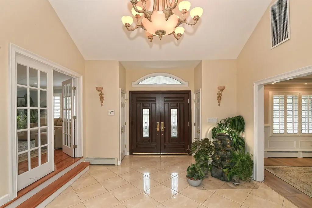 12 Winthrop Drive Dix Hills NY 11746