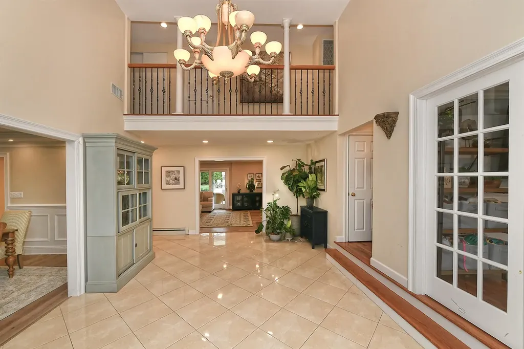 12 Winthrop Drive Dix Hills NY 11746