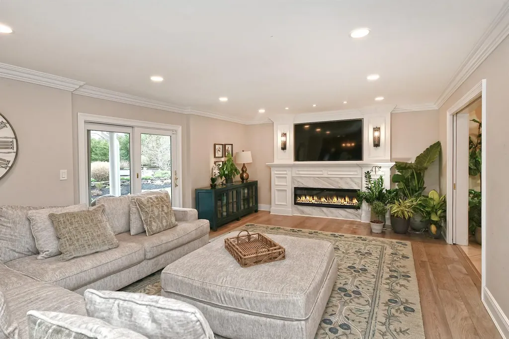 12 Winthrop Drive Dix Hills NY 11746