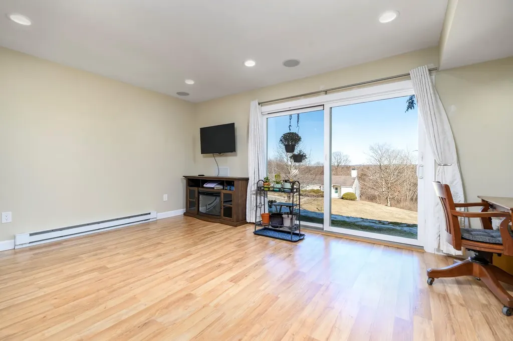 407 Eagles Ridge Road Brewster NY 10509