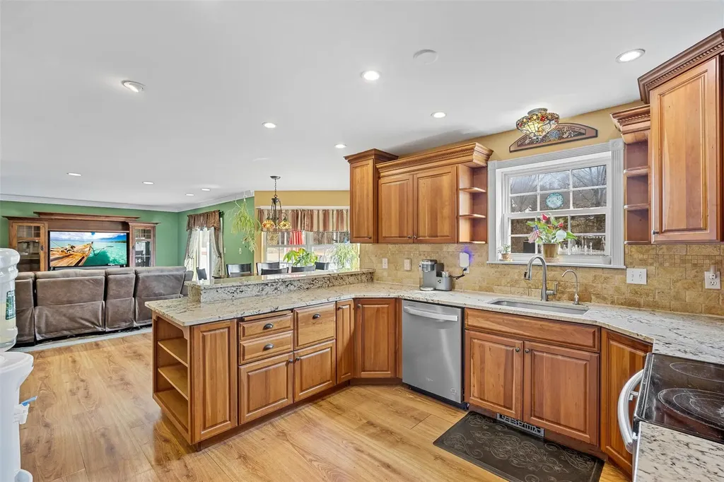 68 Gabriels Path Poughquag NY 12570