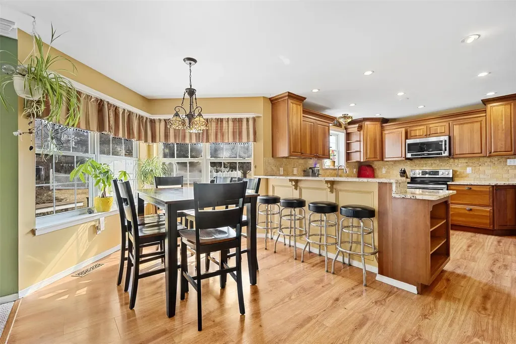 68 Gabriels Path Poughquag NY 12570