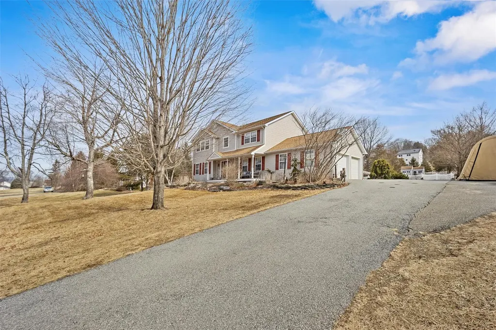 68 Gabriels Path Poughquag NY 12570