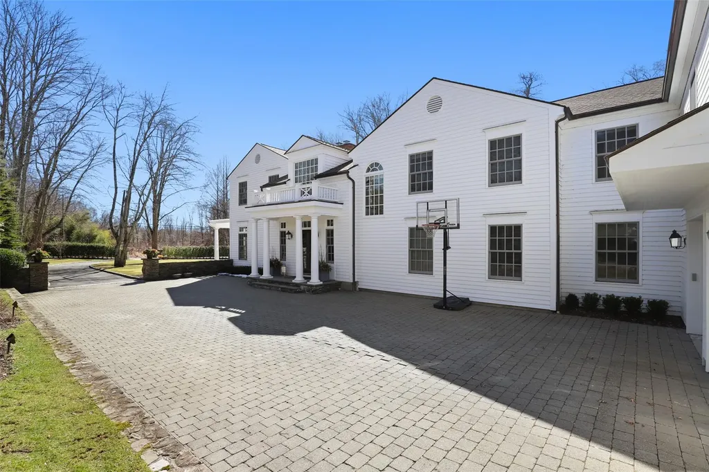 19 Beverly Road Purchase NY 10577