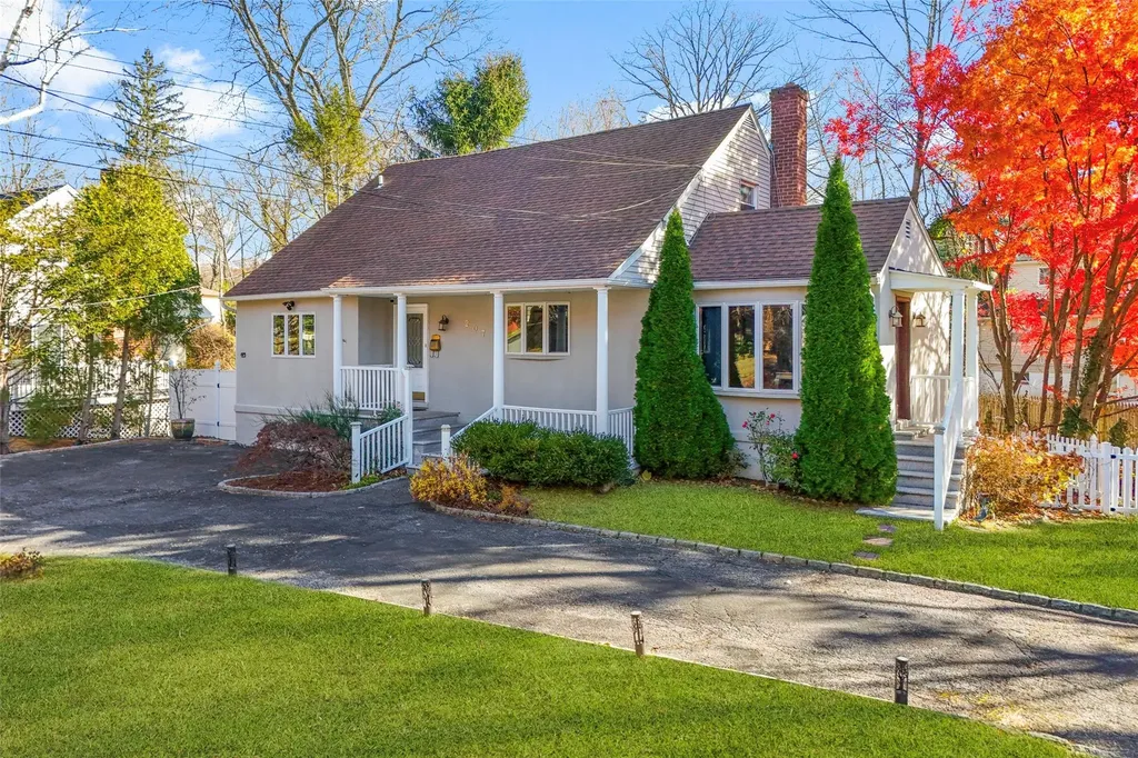 207 Old Wilmot Road Eastchester NY 10583