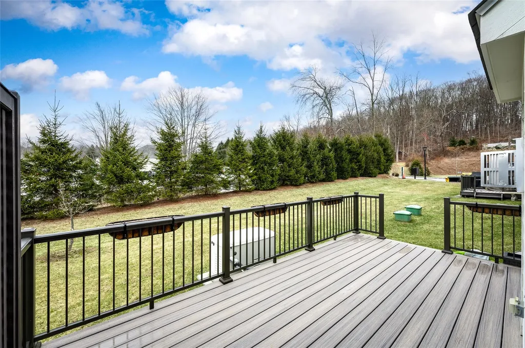 51 Spring Meadow Court Somers NY 10589
