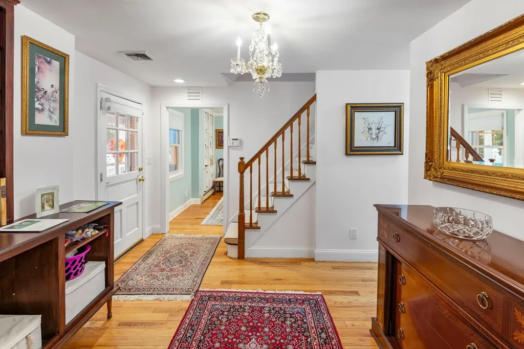 8 Tower Road Glen Cove NY 11542