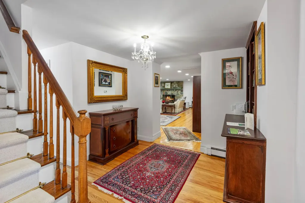 8 Tower Road Glen Cove NY 11542