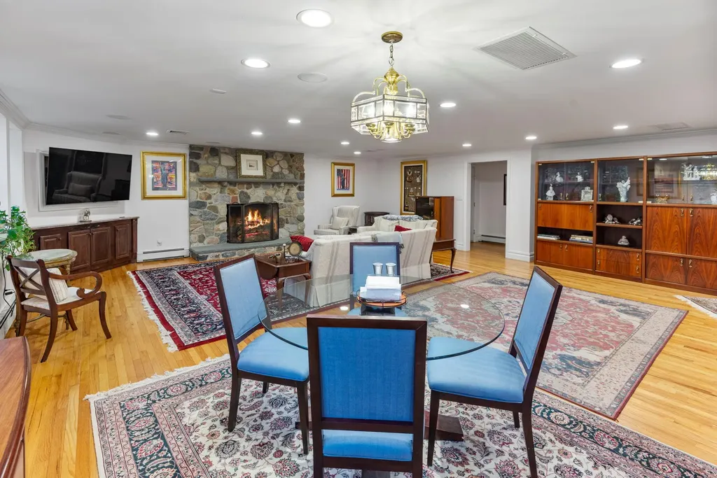 8 Tower Road Glen Cove NY 11542