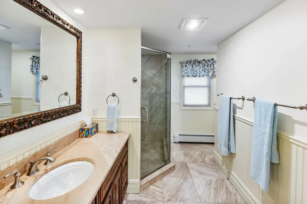 8 Tower Road Glen Cove NY 11542