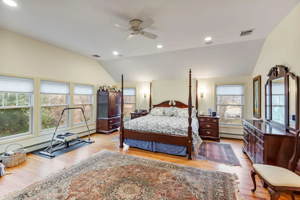 8 Tower Road Glen Cove NY 11542