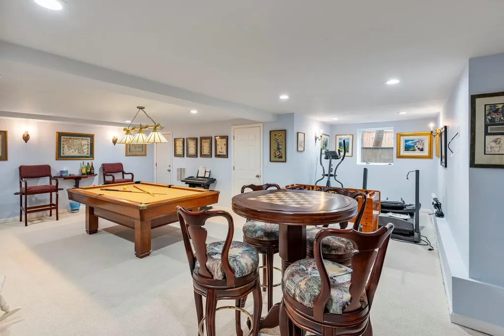 8 Tower Road Glen Cove NY 11542