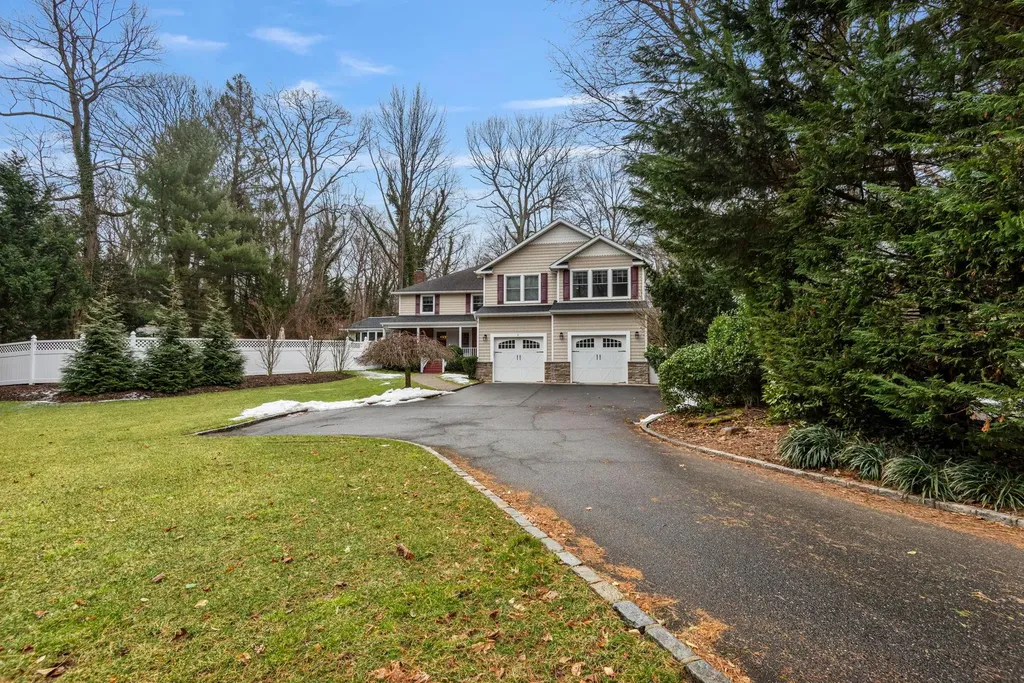 8 Tower Road Glen Cove NY 11542
