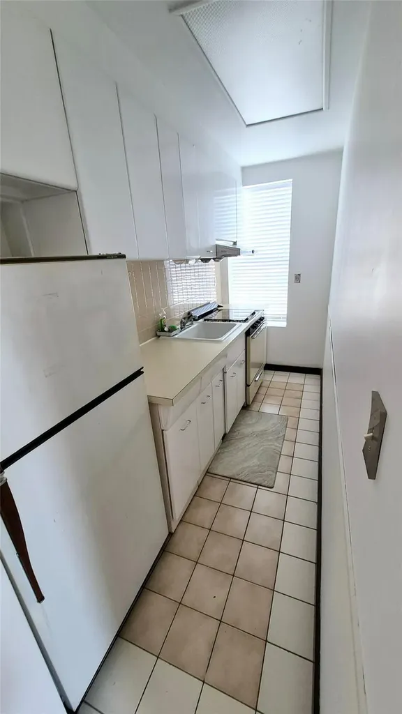 371 Eldert Lane Brooklyn NY 11208