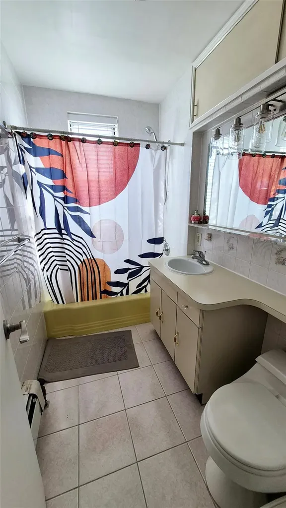 371 Eldert Lane Brooklyn NY 11208