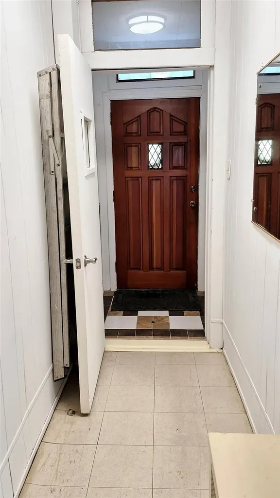 371 Eldert Lane Brooklyn NY 11208