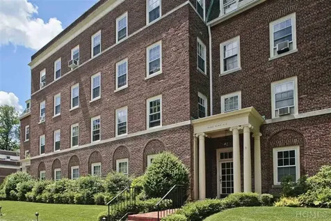 9 Alden Place Bronxville NY 10708