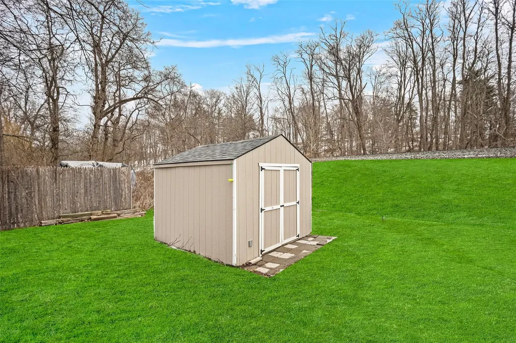 161 Glenerie Boulevard Saugerties NY 12477