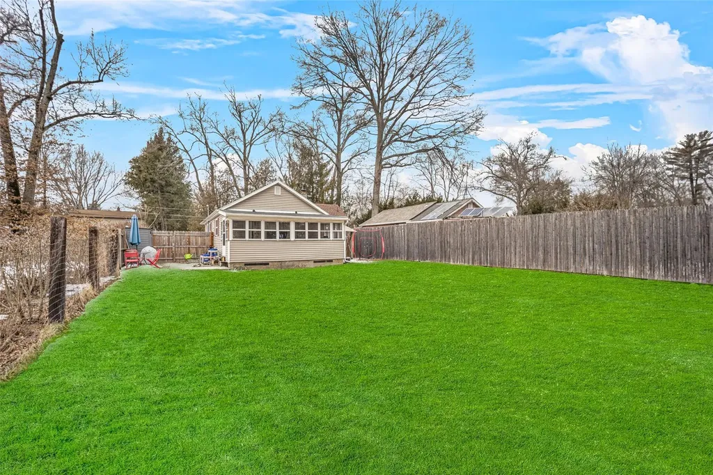 161 Glenerie Boulevard Saugerties NY 12477