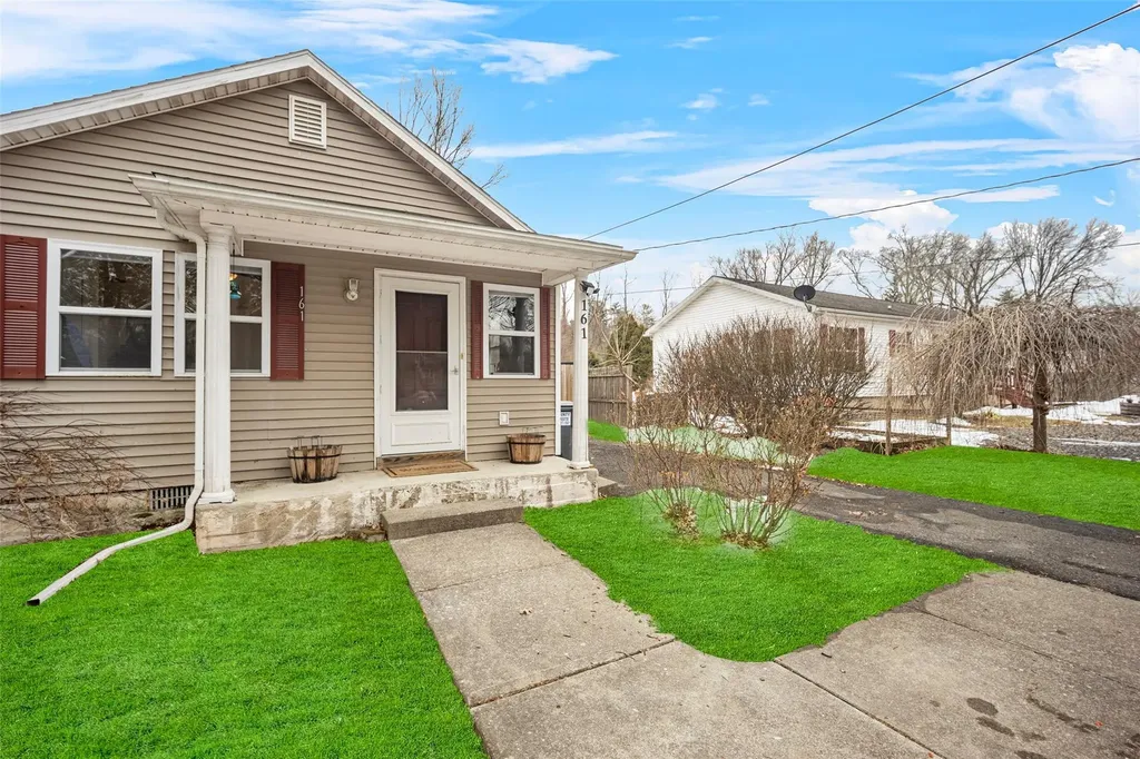161 Glenerie Boulevard Saugerties NY 12477