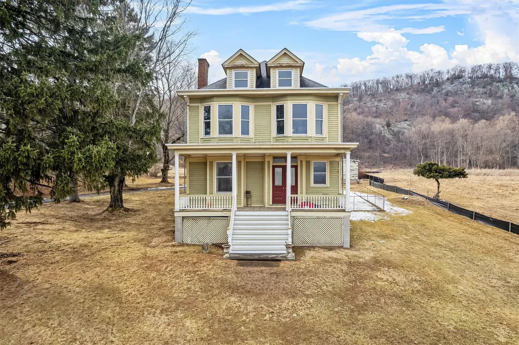 114 Windsor Highway New Windsor NY 12553
