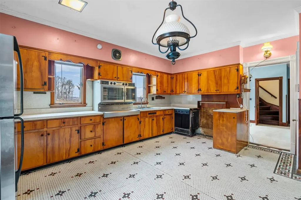 114 Windsor Highway New Windsor NY 12553