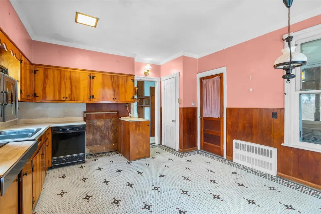 114 Windsor Highway New Windsor NY 12553