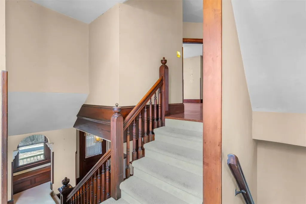 114 Windsor Highway New Windsor NY 12553