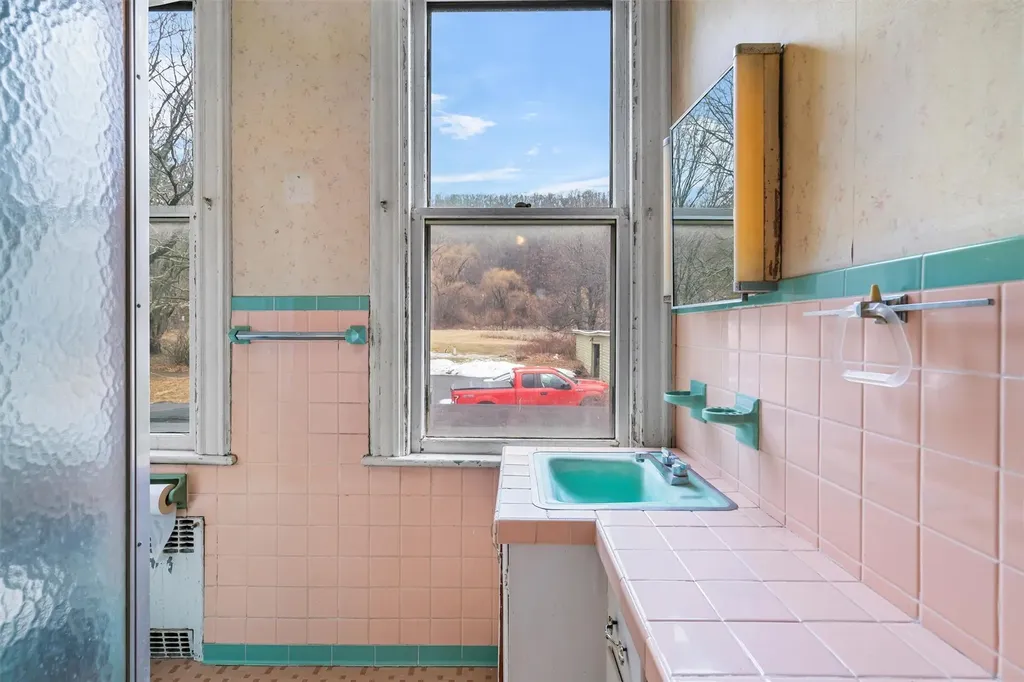 114 Windsor Highway New Windsor NY 12553