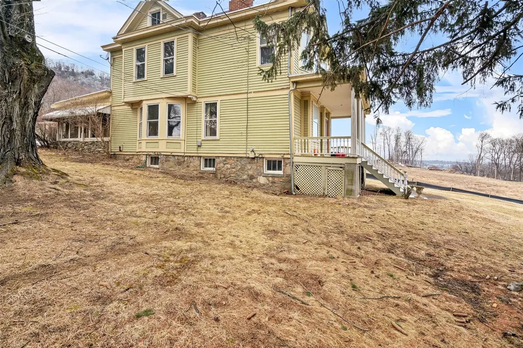 114 Windsor Highway New Windsor NY 12553
