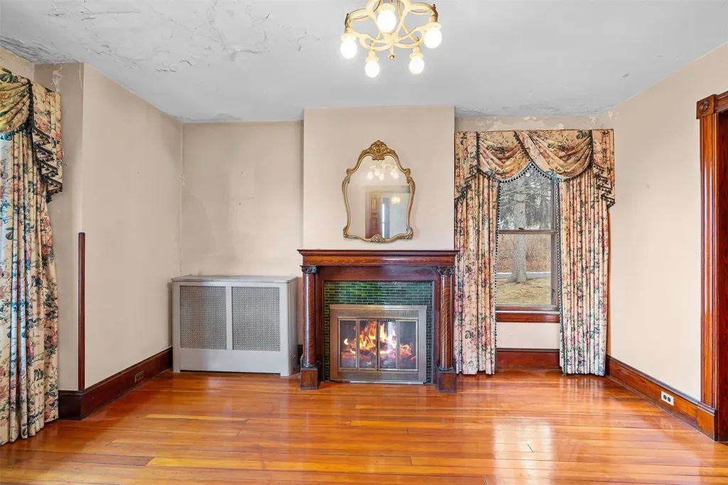 114 Windsor Highway New Windsor NY 12553