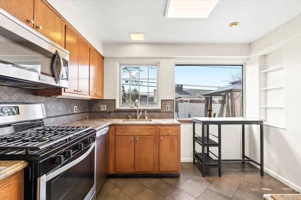 32 Sargent Road Scarsdale NY 10583