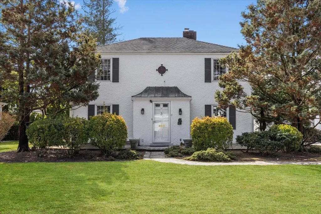 32 Sargent Road Scarsdale NY 10583