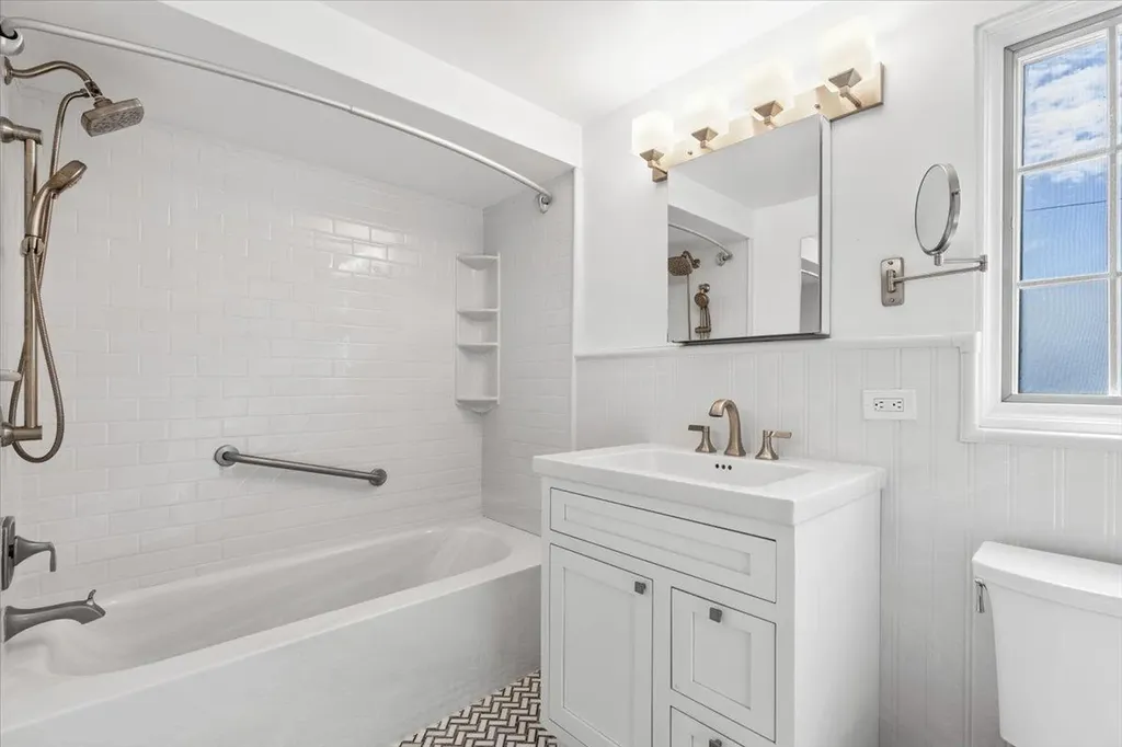 32 Sargent Road Scarsdale NY 10583